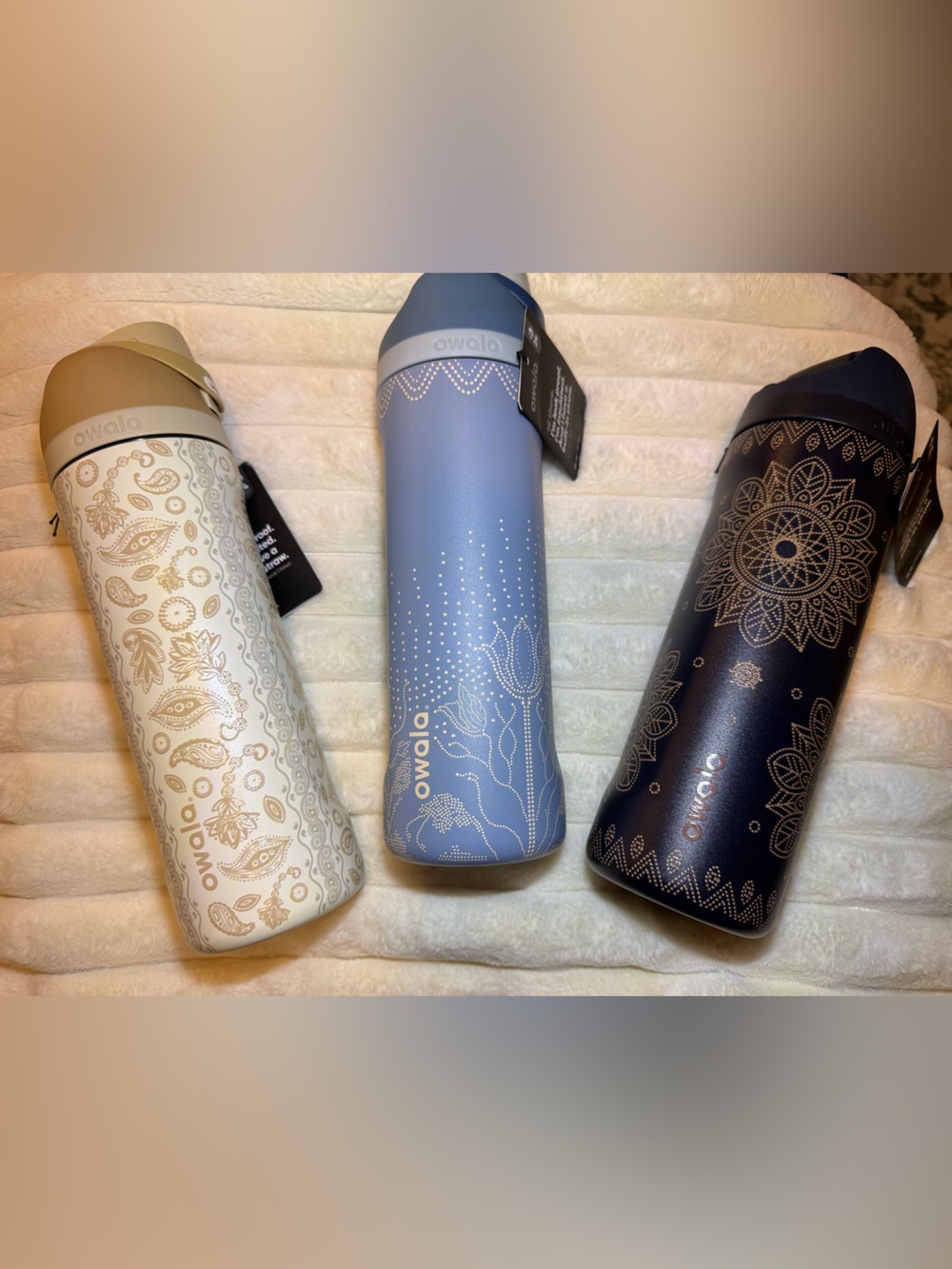 Owala 24 oz Target release bundle of3 NWT